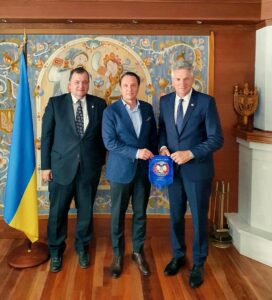 Read more about the article Συνάντηση με τον Πρέσβη της Ουκρανίας, Σεργκέι Σουτένκο